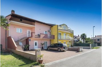 Croazia Privát Zambratija, Esterno
